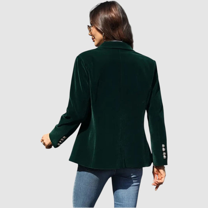Natálie – Elegant Velvet Blazer