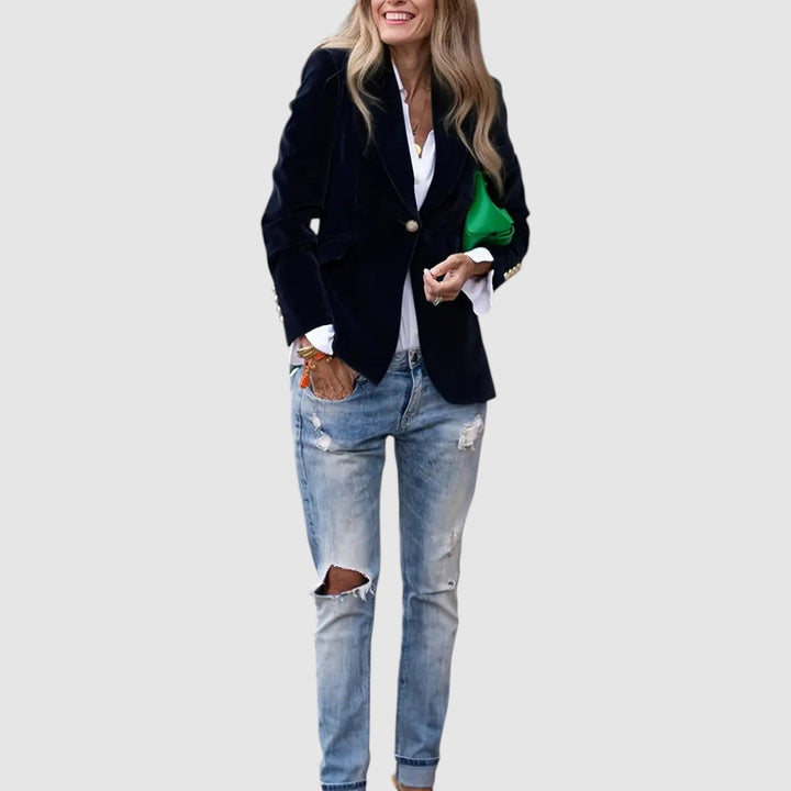 Natálie – Elegant Velvet Blazer