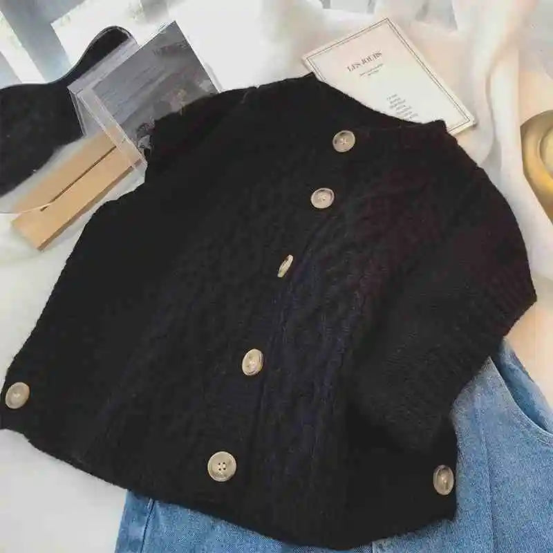 Arlo & Oak Cable-Knit Cropped Vest