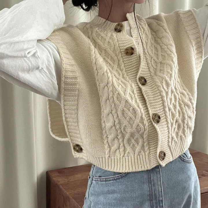 Arlo & Oak Cable-Knit Cropped Vest