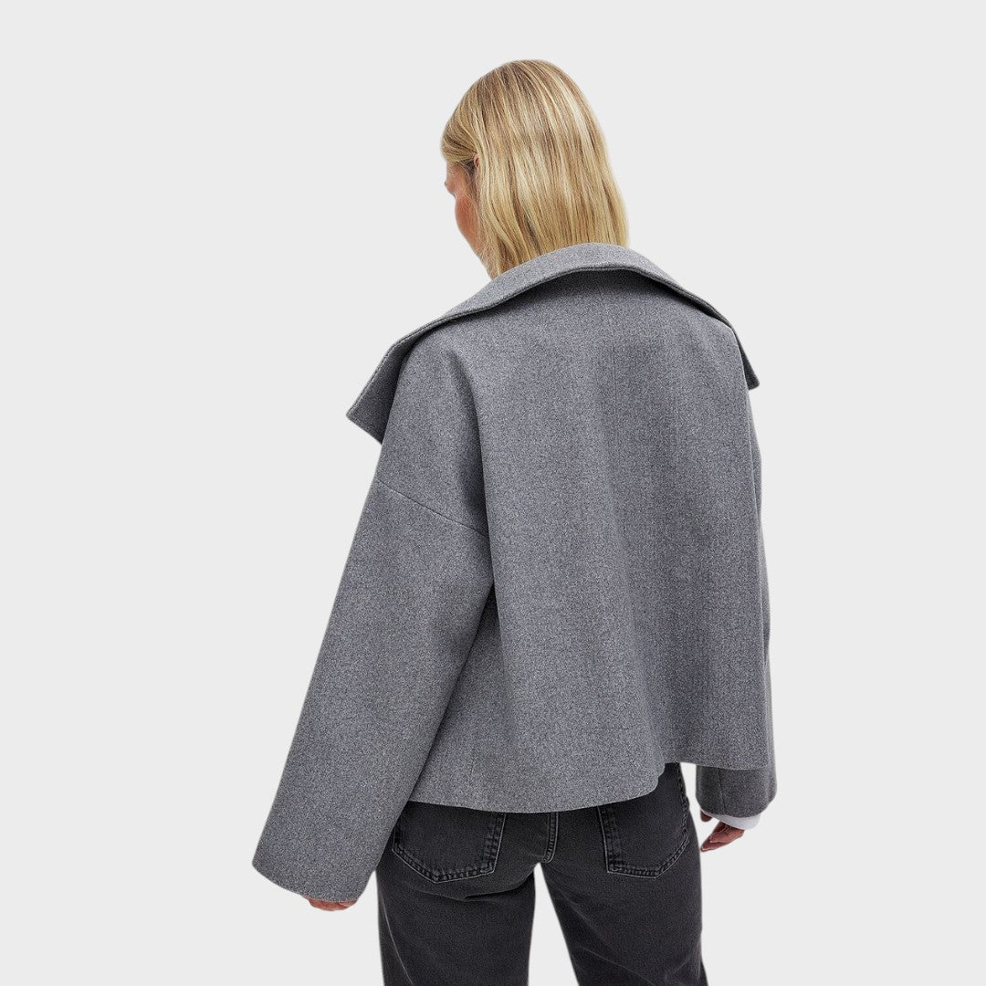 Casilda™ | Double-Breasted Cape