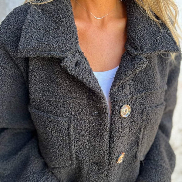 Liliana – Short Lapel Jacket